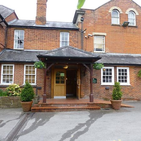 Waterloo Hotel Crowthorne Exteriör bild