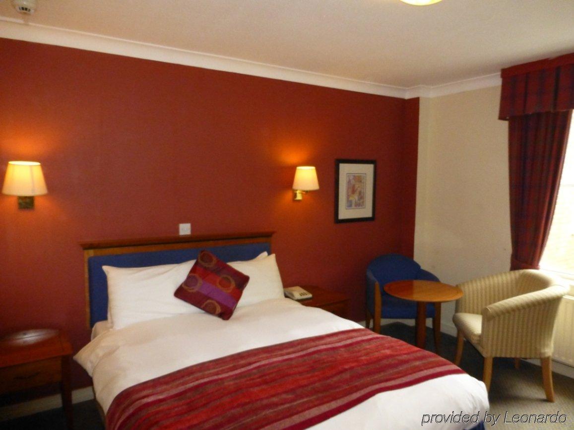 Waterloo Hotel Crowthorne Exteriör bild
