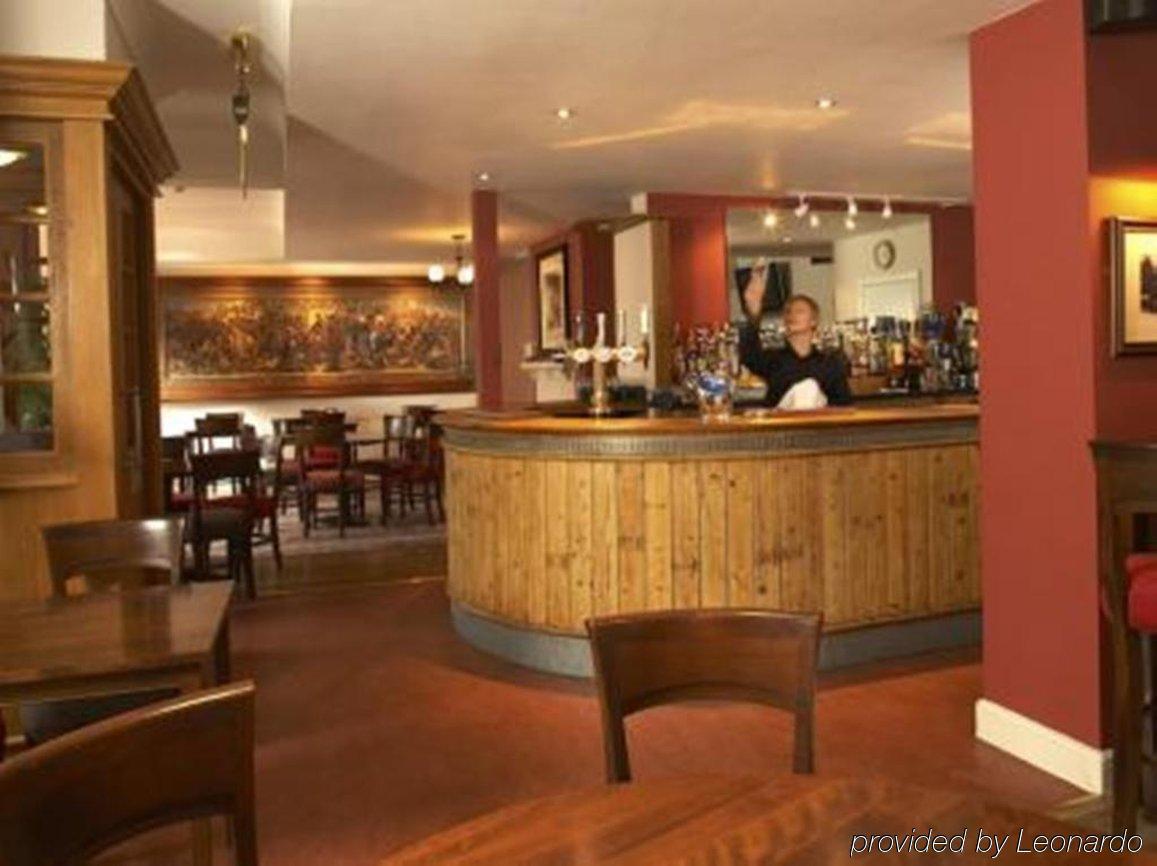 Waterloo Hotel Crowthorne Exteriör bild