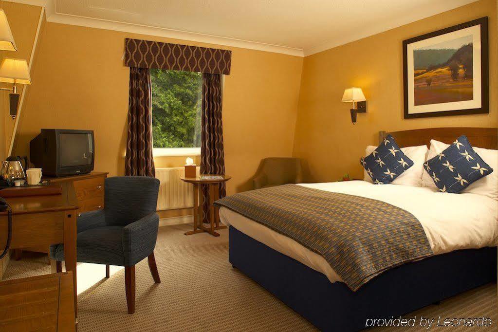 Waterloo Hotel Crowthorne Rum bild